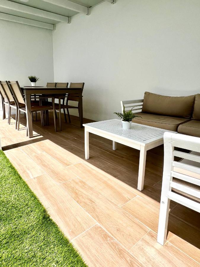 A Menos D 1 Min D Plaza Cabildo Apartman Sanlúcar de Barrameda Kültér fotó